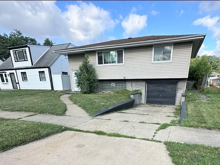 2312 Jennings St — Photo 1