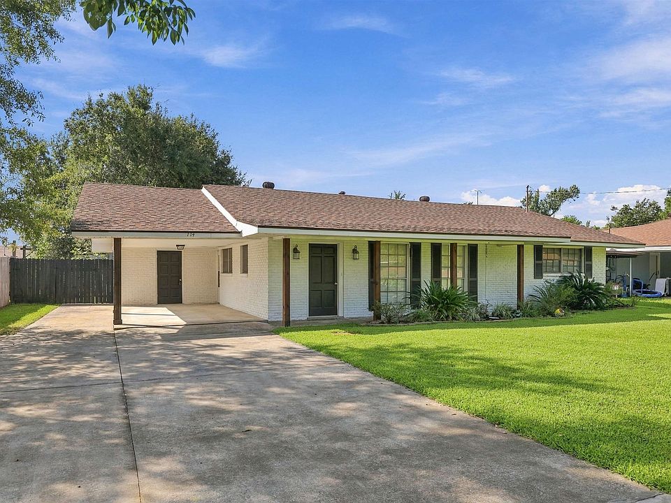 1st image of 114 Lauren Ln