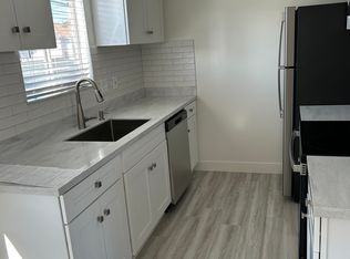 2046 Felspar St #8, San Diego, CA 92109
