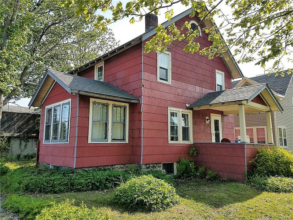 1st image of 3 Evergreen St