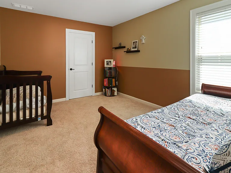 4010 Lake Manor Way — Photo 27