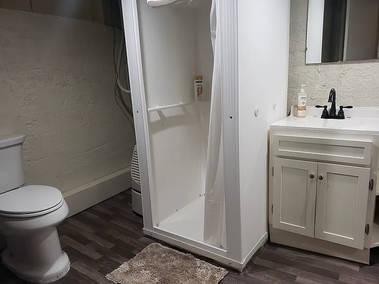 8704 N Wayland Ave — Photo 20
