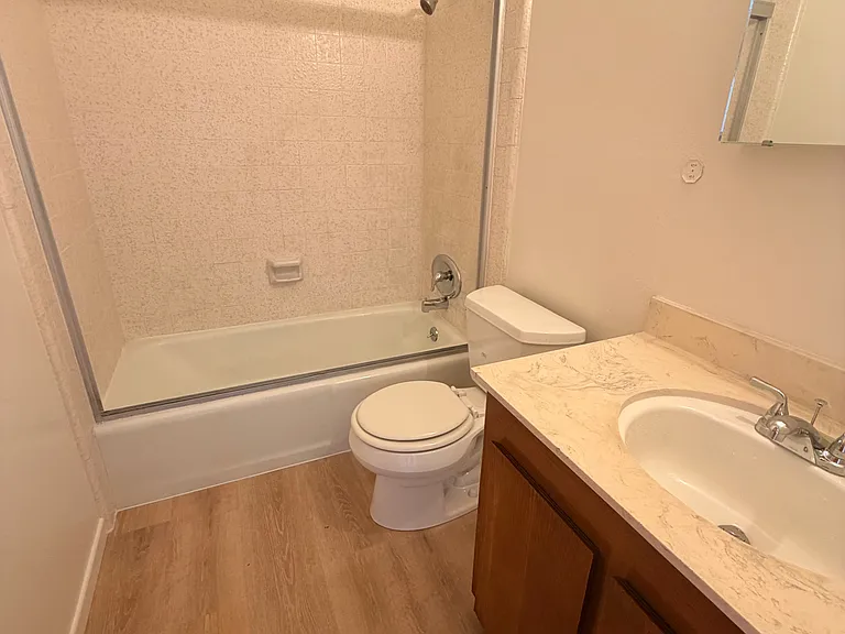214 S West St #1 — Photo 11