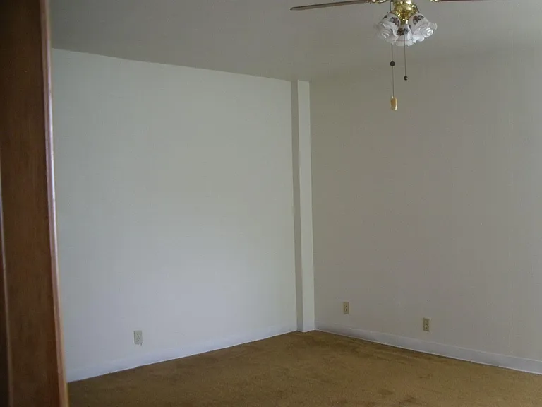 Master bedroom with ceiling fan