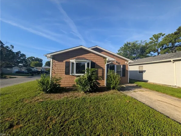 3836 Augustine Cir, Portsmouth, VA 23703