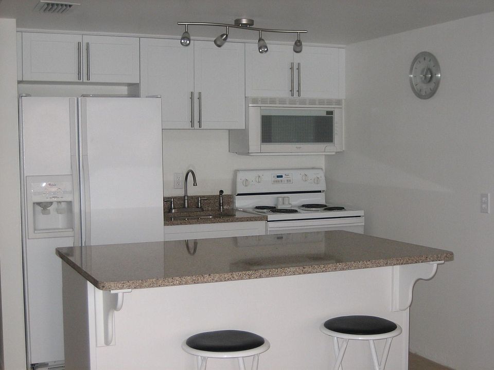 Brand New Kitchen 06