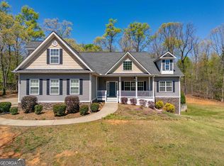 268 Northwoods Dr, Mount Airy, GA 30563