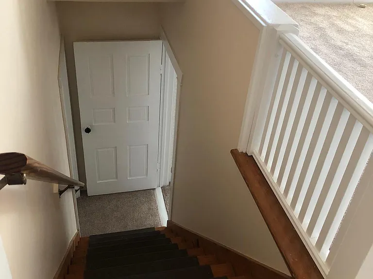 164 S River St #B — Photo 12