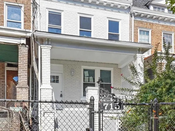 715 Longfellow St NW, Washington, DC 20011