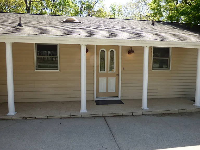 234 Amherst Ln — Photo 13