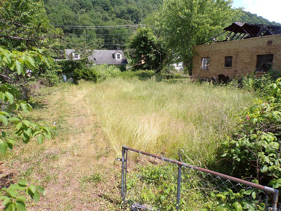 2nd image of 5408 Church Dr