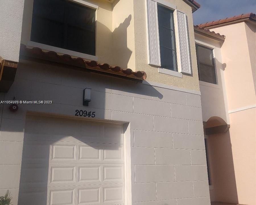 1st image of 20945 NW 1st Dr #2945