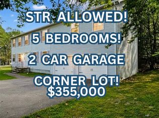 1226 Country Place Dr, Tobyhanna, PA 18466