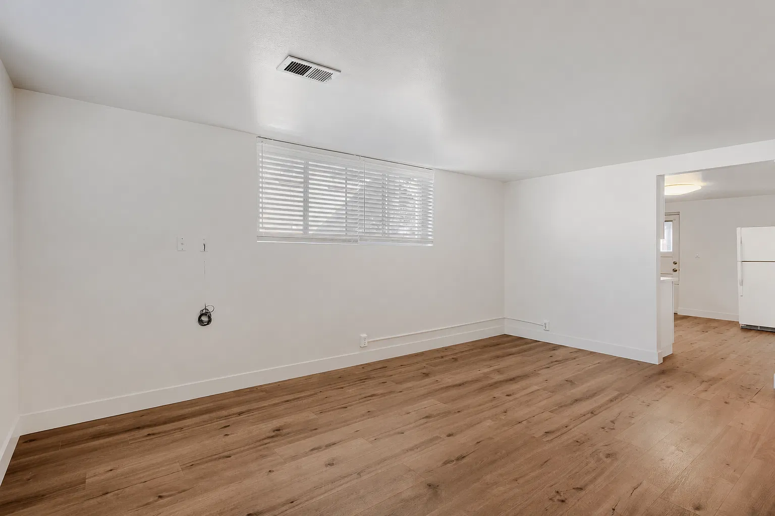 2 bed, 822 sqft, $1,650 — Photo 3