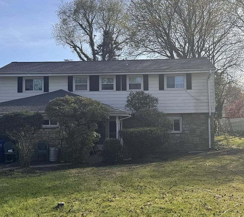 1st image of 1456 Thornberry Rd