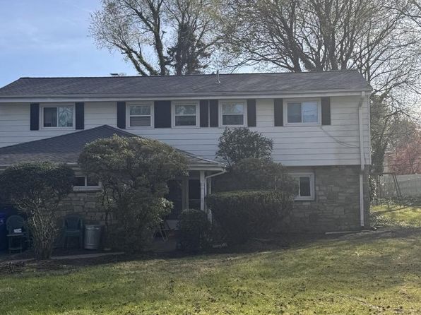 1456 Thornberry Rd, Wyncote, PA 19095