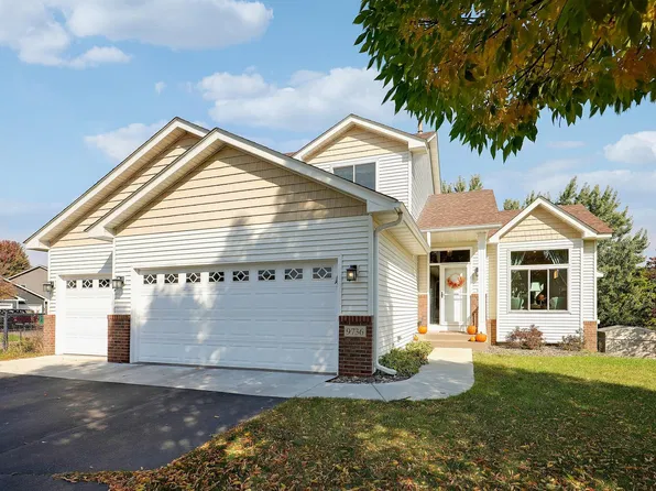 9736 Evergreen Ave N, Brooklyn Park, MN 55443