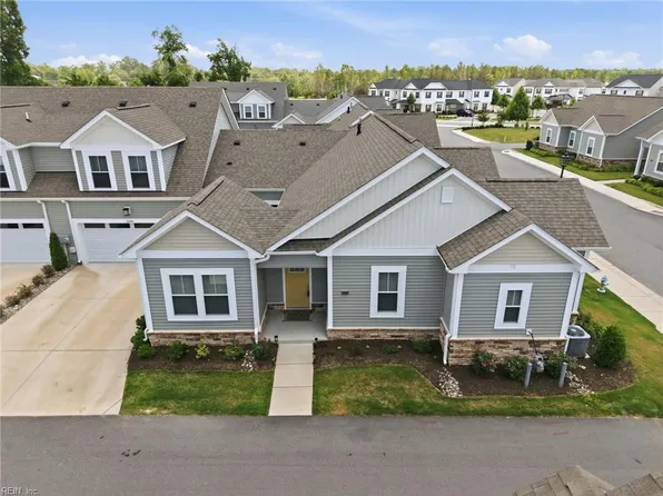 1008 Paragon Way #B, Suffolk, VA 23435