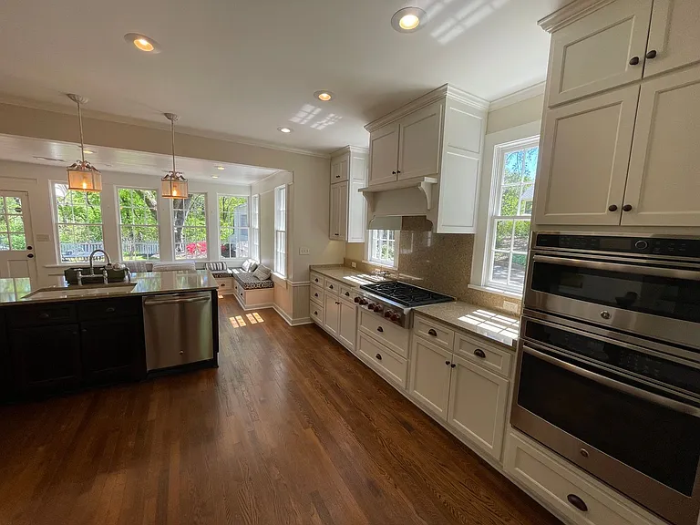 1411 S Lamar Blvd — Photo 15