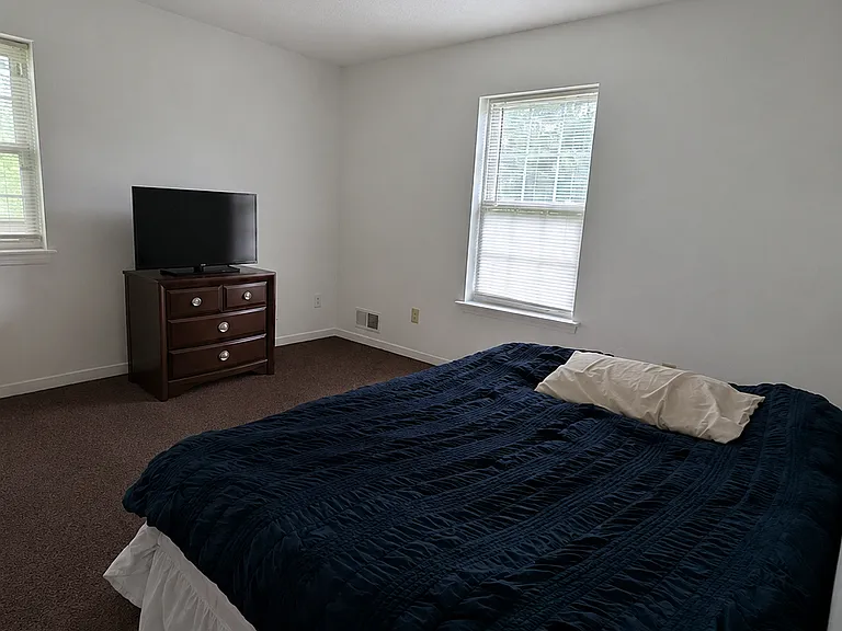 1165 Glade Dr — Photo 13