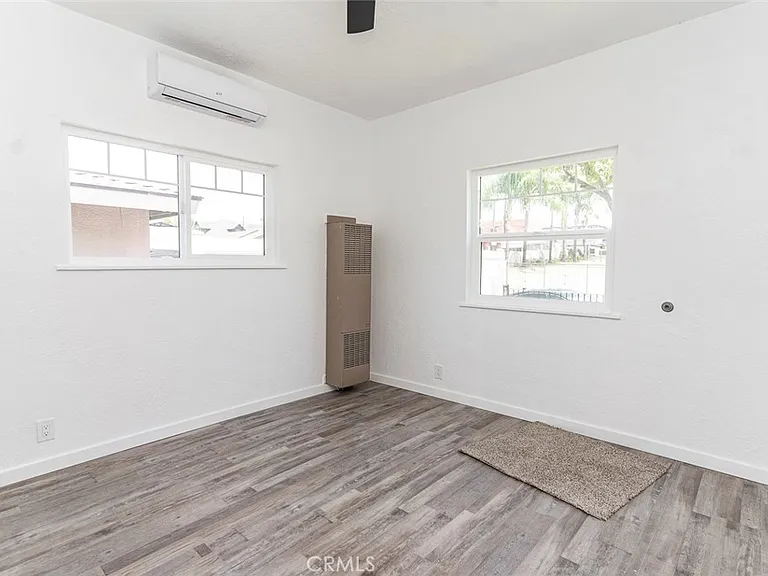 6741 S Newlin Ave #FRONT — Photo 9