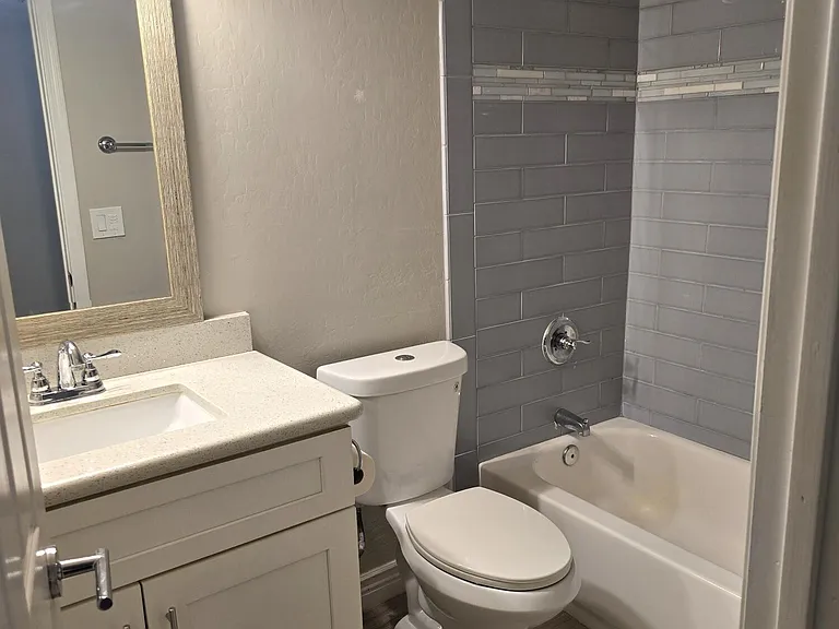 1133 E Butler Dr — Photo 8