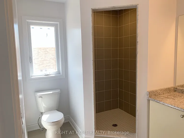 9 Mackenzie St — Photo 31