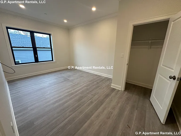 605 Broadway #202 — Photo 9