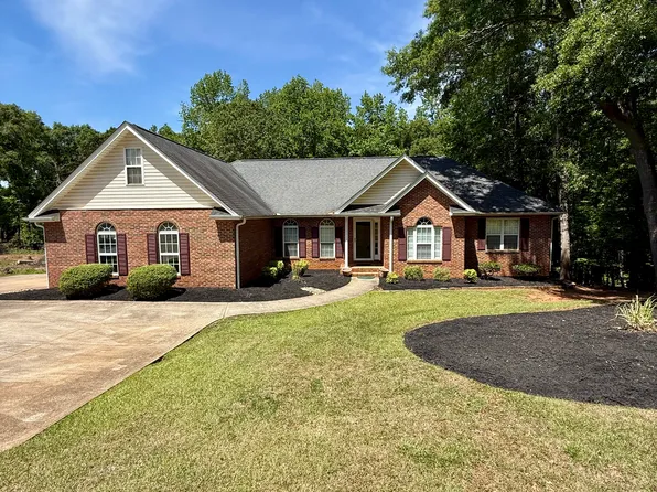 107 Westberrys Creek Rd, Duncan, SC 29334