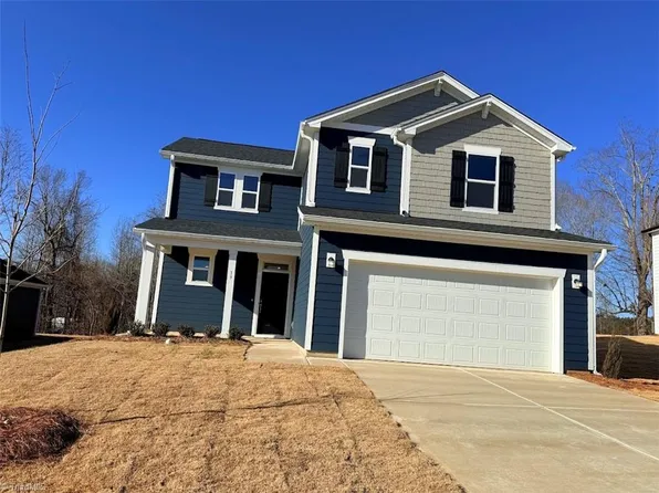 19 Longdale Dr, Graham, NC 27253