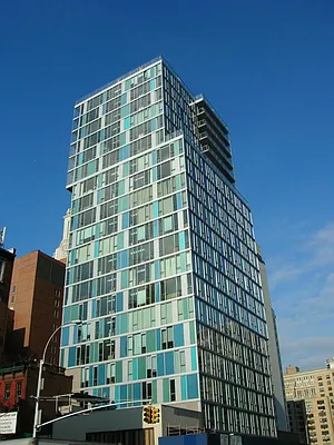 Rented by Sotheby's International Realty | media 23