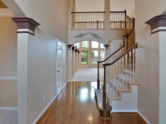 4th image of 7407 Fosters Bend Ln