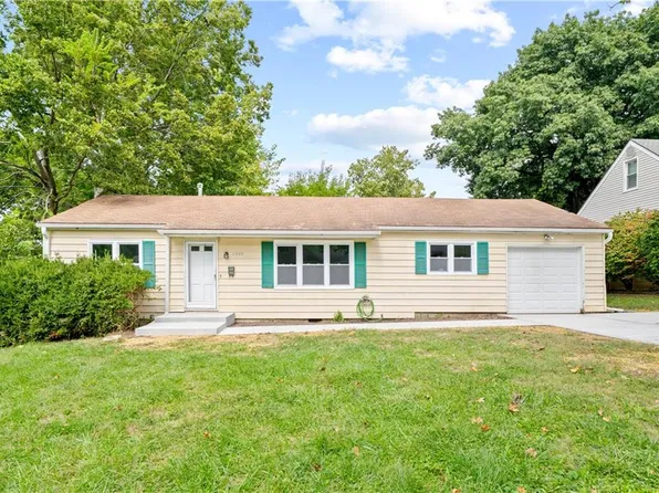 6308 W 81st St, Overland Park, KS 66204