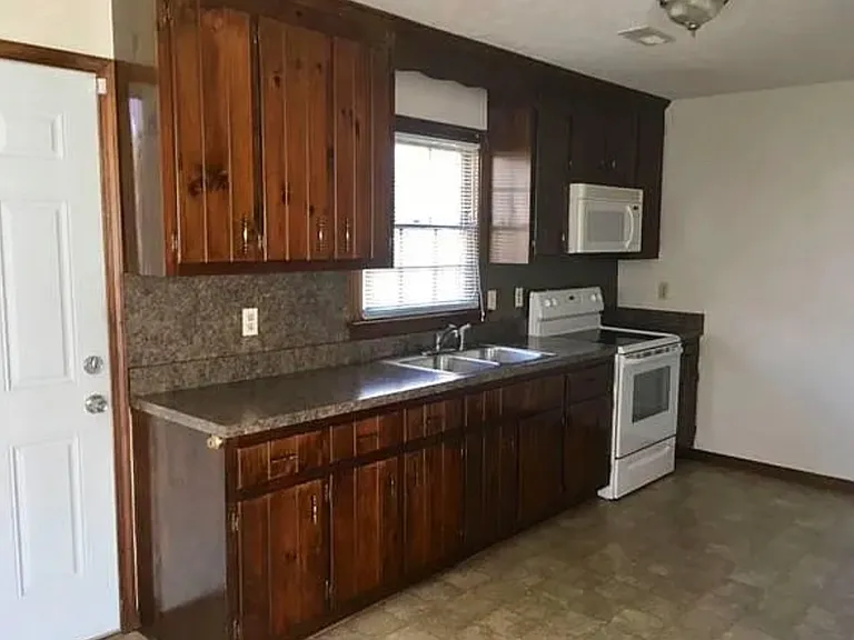6426 Kristy Star Ln — Photo 3