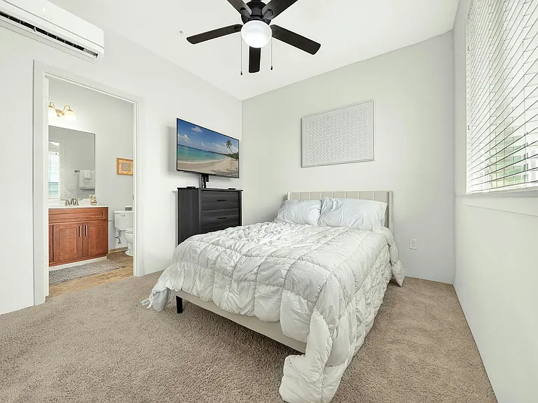 724 Kakala St #1303 — Photo 25