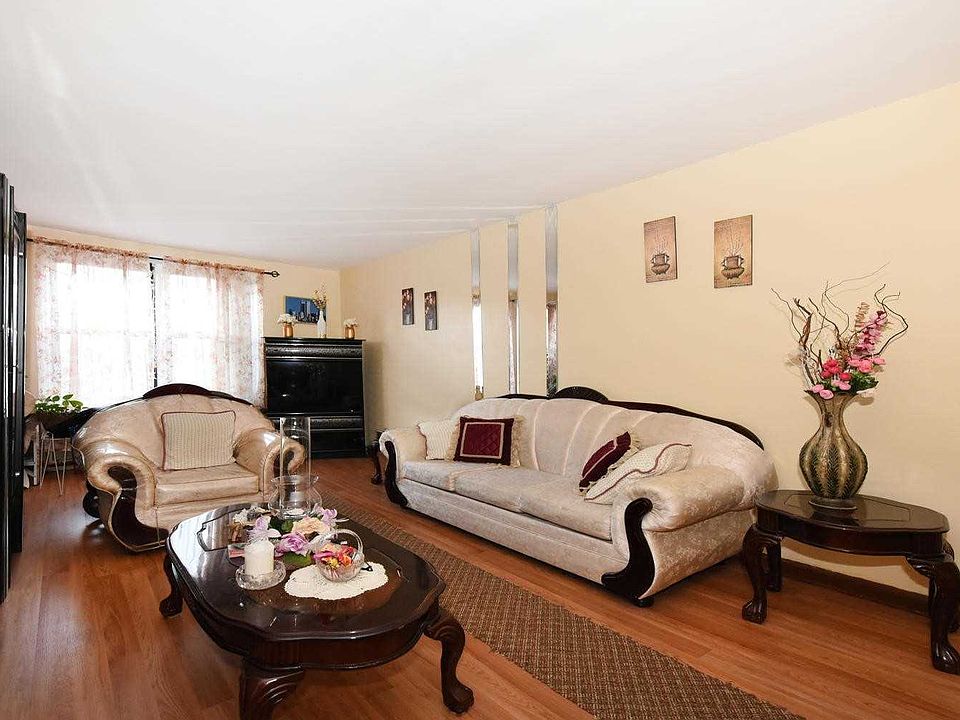 1st image of 8770 173rd St APT 6L