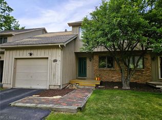 105 Topaz Trl, Cortland, OH 44410