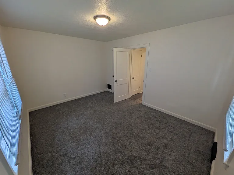 1733 SW Central Park Ave #1 — Photo 8