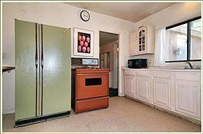 3rd image of 2917 Franciscan St NE