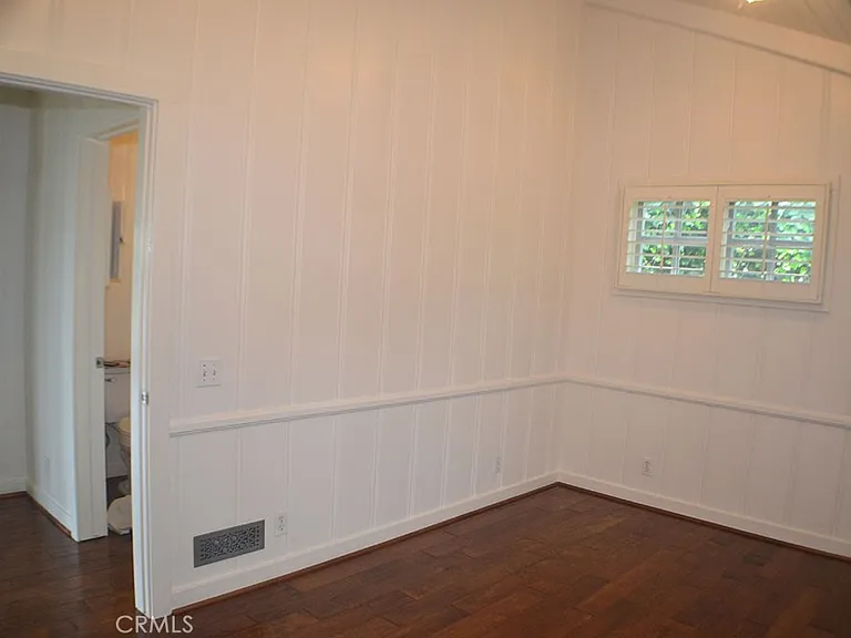 490 Diamond St — Photo 16
