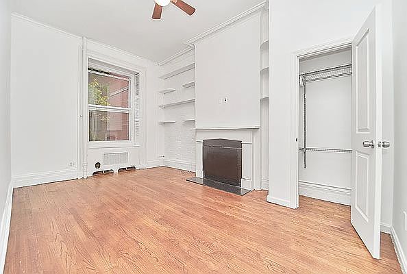 1st image of 125 E 30th St APT 4B