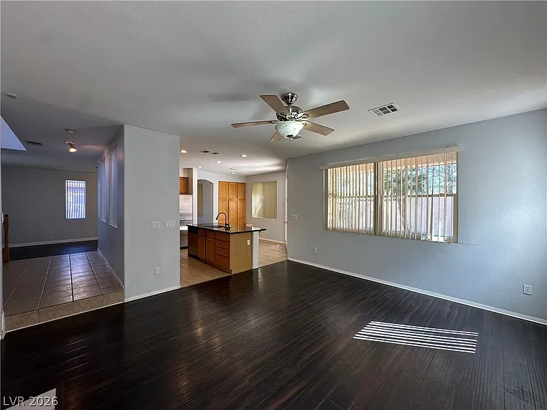 10129 Snow Crest Pl — Photo 13