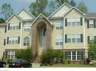 1011 Ivy Glen Ct, Winston Salem, NC 27127