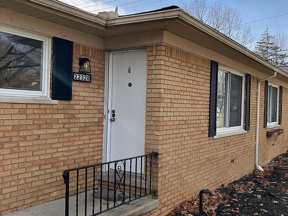 3rd image of 22328 Hoffman St
