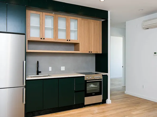 44 Kent Street image 1 of 10