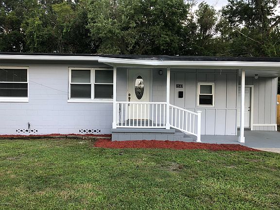 4th image of 7542 Dalehurst Dr S
