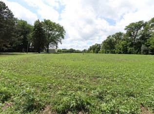 34970 N Cemetery Rd, Gurnee, IL 60031