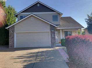 951 SW View Crest Dr, Dundee, OR 97115