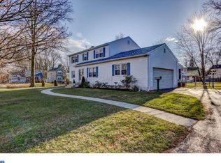 601 Brighton Ter, Holmes, PA 19043
