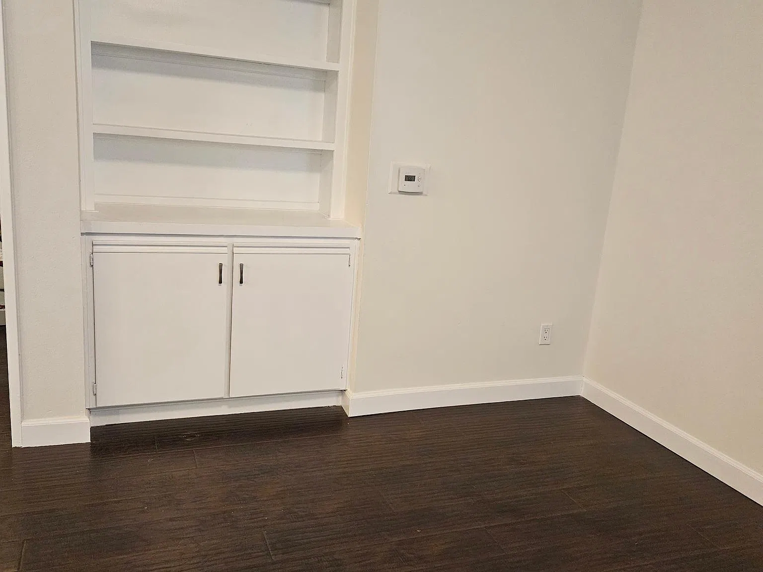 3 bed, 1350 sqft, $3,650 — Photo 4